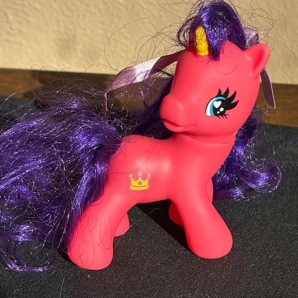 Lot of Four My Little Pony and Unicorn - Picture 9 of 15